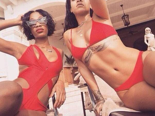 Noël en bikini pour Rihanna