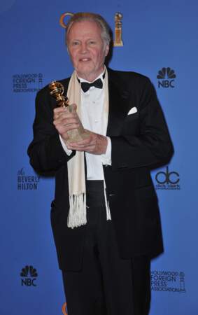 Jon Voight remporte un Golden Globe pour son rôle de Mickey Donovan dans la série Ray Donovan 