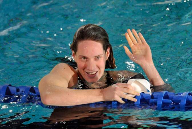 Elle est médaillée d'or du 200 m nage libre aux championnats de France de Natation en 2013