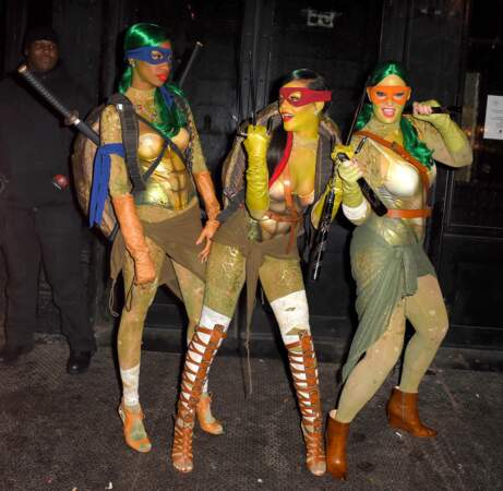 Rihanna s'est prise pour Raphael des Tortues Ninja à New York
