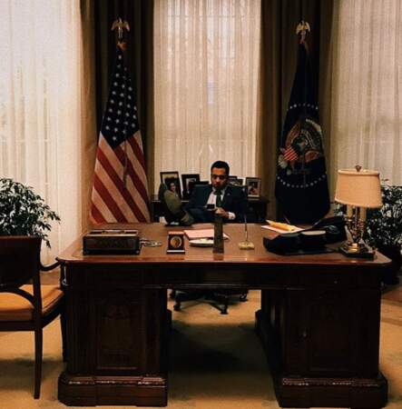 Kal Penn se sent comme chez lui dans le bureau du président de Designated Survivor