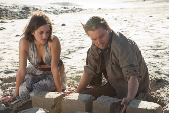 Elle joue l’épouse défunte de Leo DiCaprio dans Inception (2010) de Christopher Nolan.