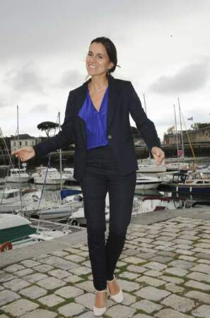 La ministre de la Culture Aurelie Filippetti danse sur le quai