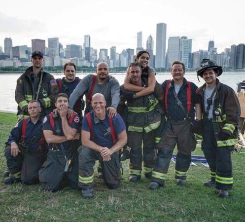 Photo de groupe : les acteurs de Chicago Fire sont au diapason…
