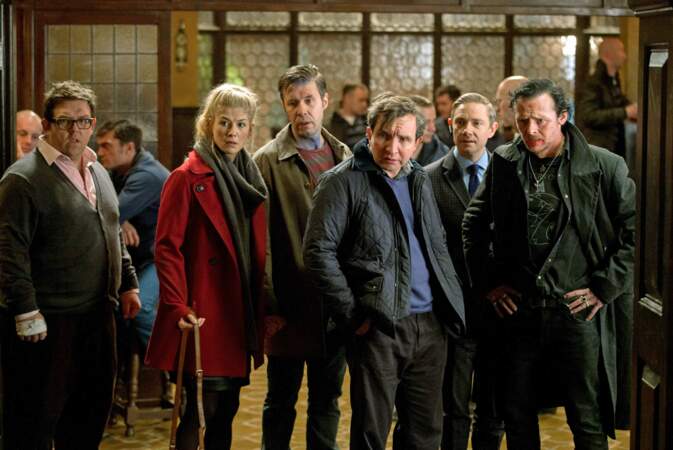 Dans Le dernier pub avant la fin du monde (2013), pochade avec la crème des acteurs british.