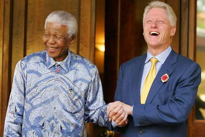 Bill Clinton en visite chez Nelson Mandela (2005)