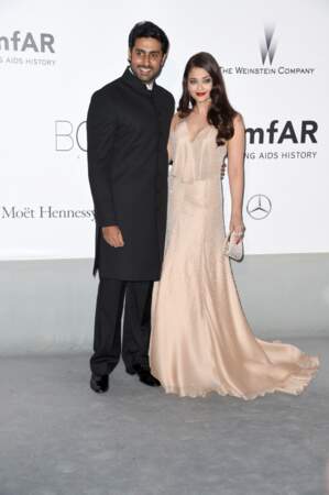 L'actrice indienne Aishwarya Rai et son mari, l'acteur Abhishek Bach Chan