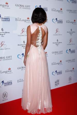Une robe rose très élégante pour la Miss France 
