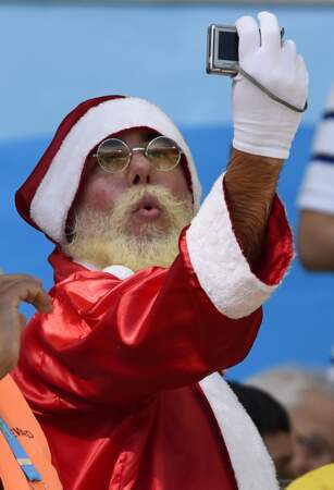 Ho, ho, ho ! Un selfie ni vu ni connu pour le Père Noël 