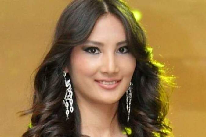 Miss Kirghizistan (Zhibek Nukeeva)