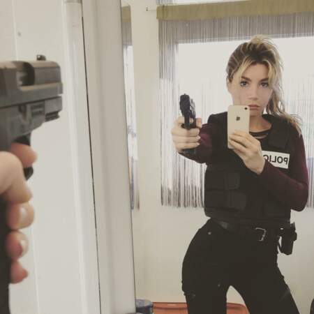 Lola Marois est à fond dans son rôle d'Ariane, lieutenante de police dans Plus belle la vie.