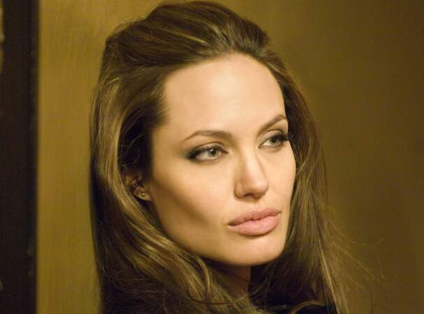 1) Angelina Jolie : 24,8 millions d'euros