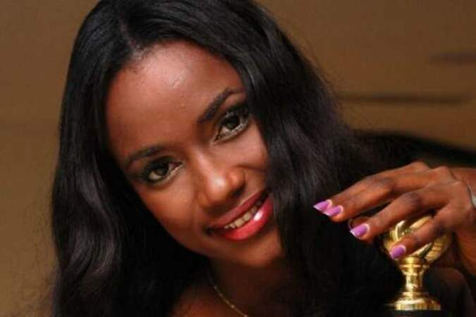 Miss Guinée (Mariama Diallo) 