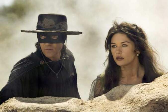 Avec Antonio Banderas dans La Légende de Zorro (2005)