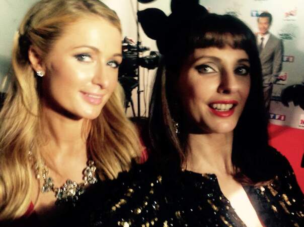 Puis avec Paris Hilton, durant les NRJ Music Awards