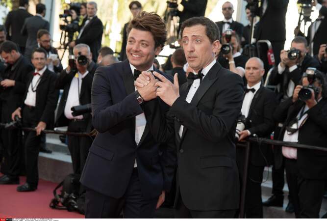 Kev et Gad sur le tapis rouge de Cannes pour promouvoir leur spectacle Tout est possible (2016)