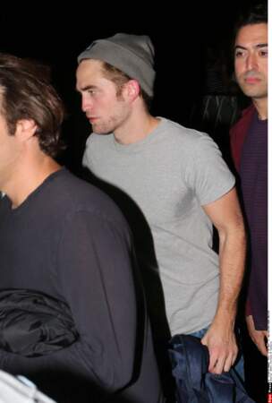 Robert Pattinson est venu supporter sa fiancée FKA Twigs, programmée au festival.