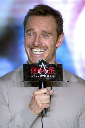 Michael Fassbender fait le show lors de la présentation du film en Chine à Pekin