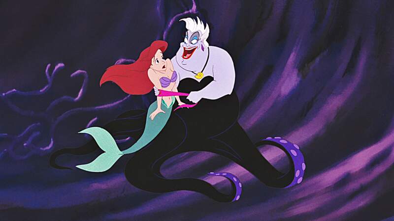 Ursula n'est pas tendre avec Ariel, la petite sirène. Ce qu'elle veut ? Sa voix !