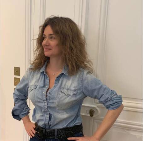 
Essayages de Marine Delterme pour le final de la saison d'Alice Nevers : un double épisode à Noirmoutier avec des "guests fantastiques"