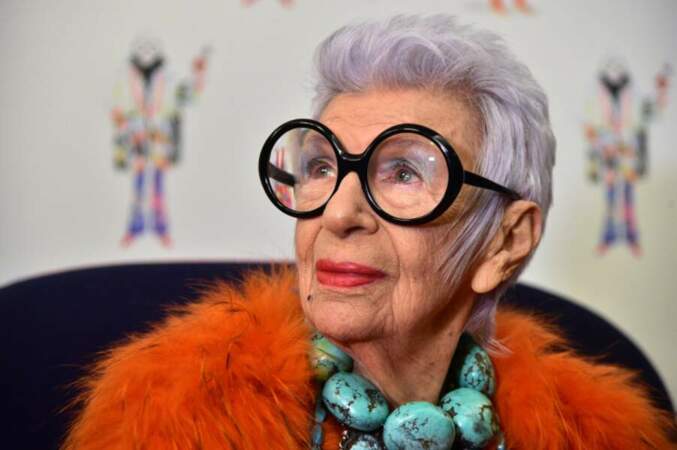 L'icône de la mode Iris Apfel est morte vendredi 1er mars à l'âge de 102 ans